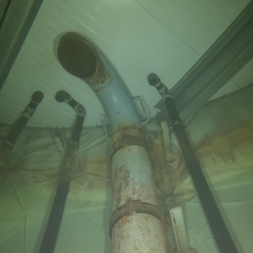 Sprinklertank-Inspektion: Stahltank, 5 Jahre – Tankbefahrung Rohre Ablagerungen Bodensicht